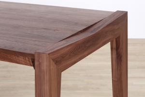 AUTHENTICITY FINE DINING TABLE RF